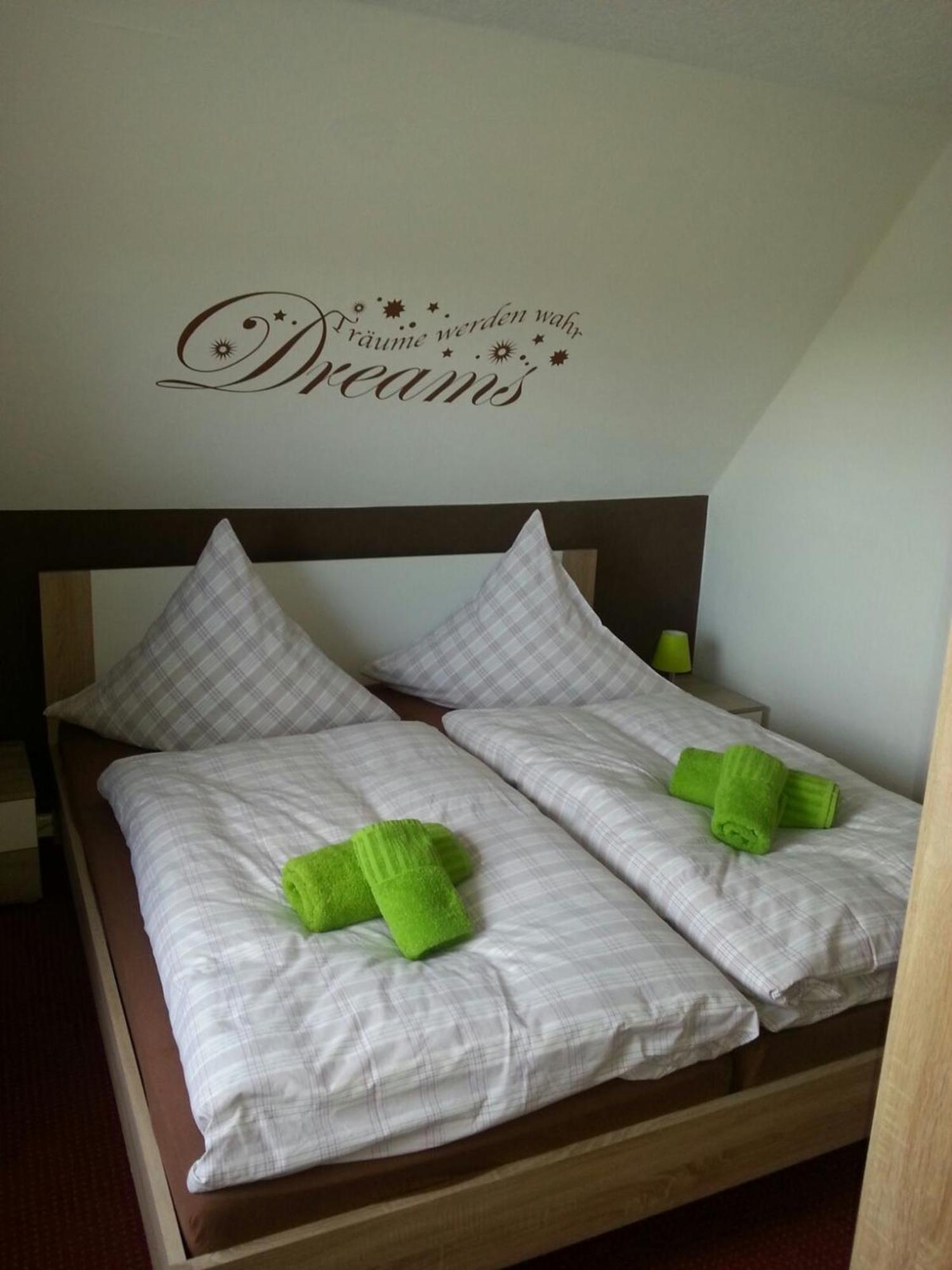 Ferienwohnung "Bittner" Altratjensdorf Екстер'єр фото